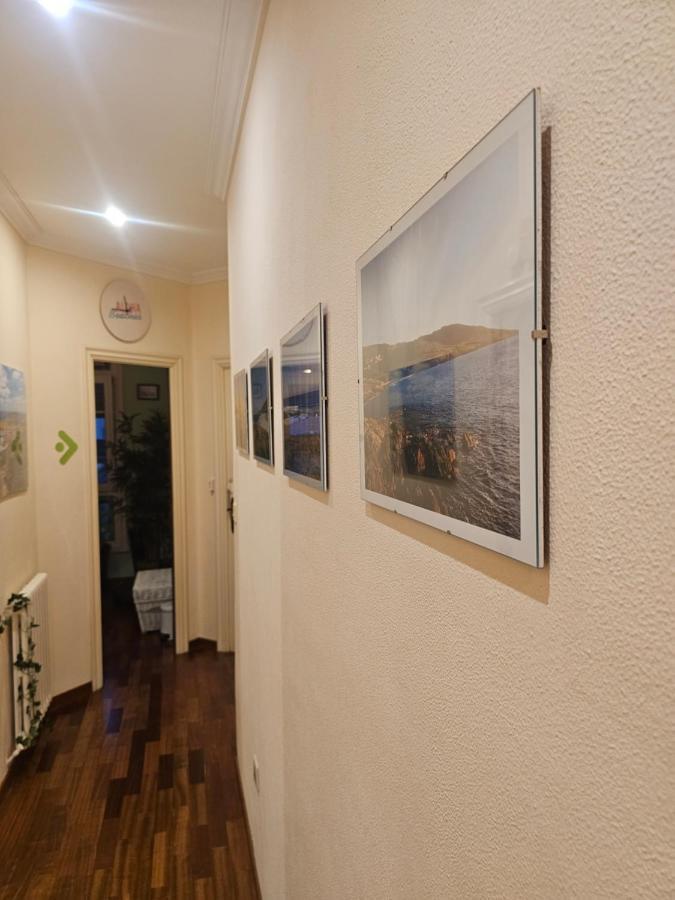 Habitacion Amplia Y Centrica En Piso Compartido A Coruna Bagian luar foto